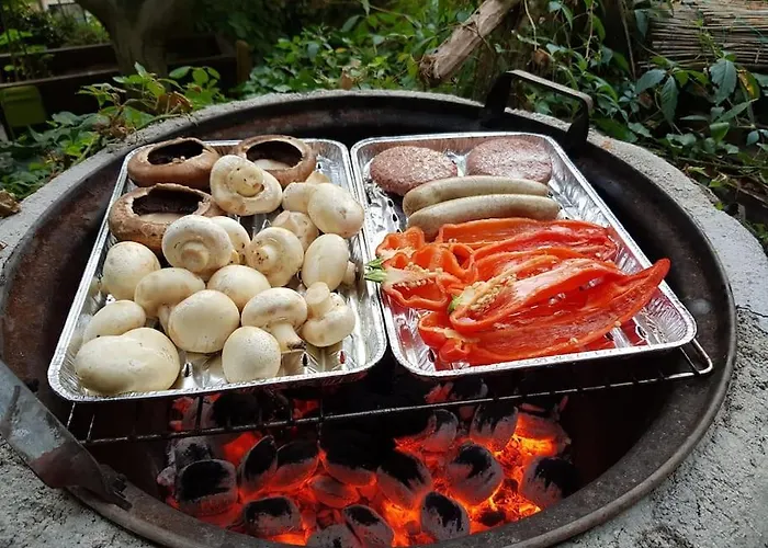 Διαμέρισμα Komfortable Mit Garten Im Zentrum Von