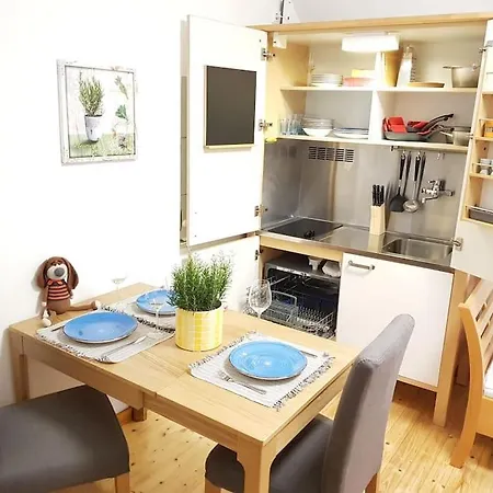 Komfortable Mit Garten Im Zentrum Von Appartement *