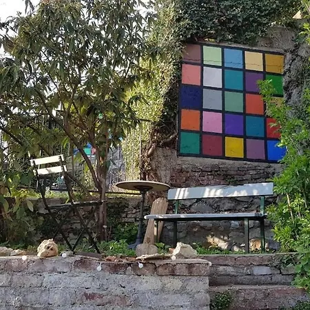 Apartment Komfortable Mit Garten Im Zentrum Von Graz